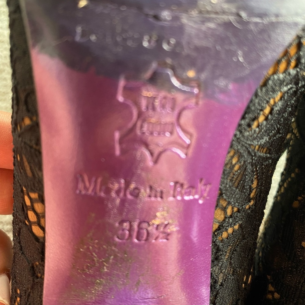 D&G Dolce and Gabana lace heels. EU size 36.5 - Picture 6 of 7